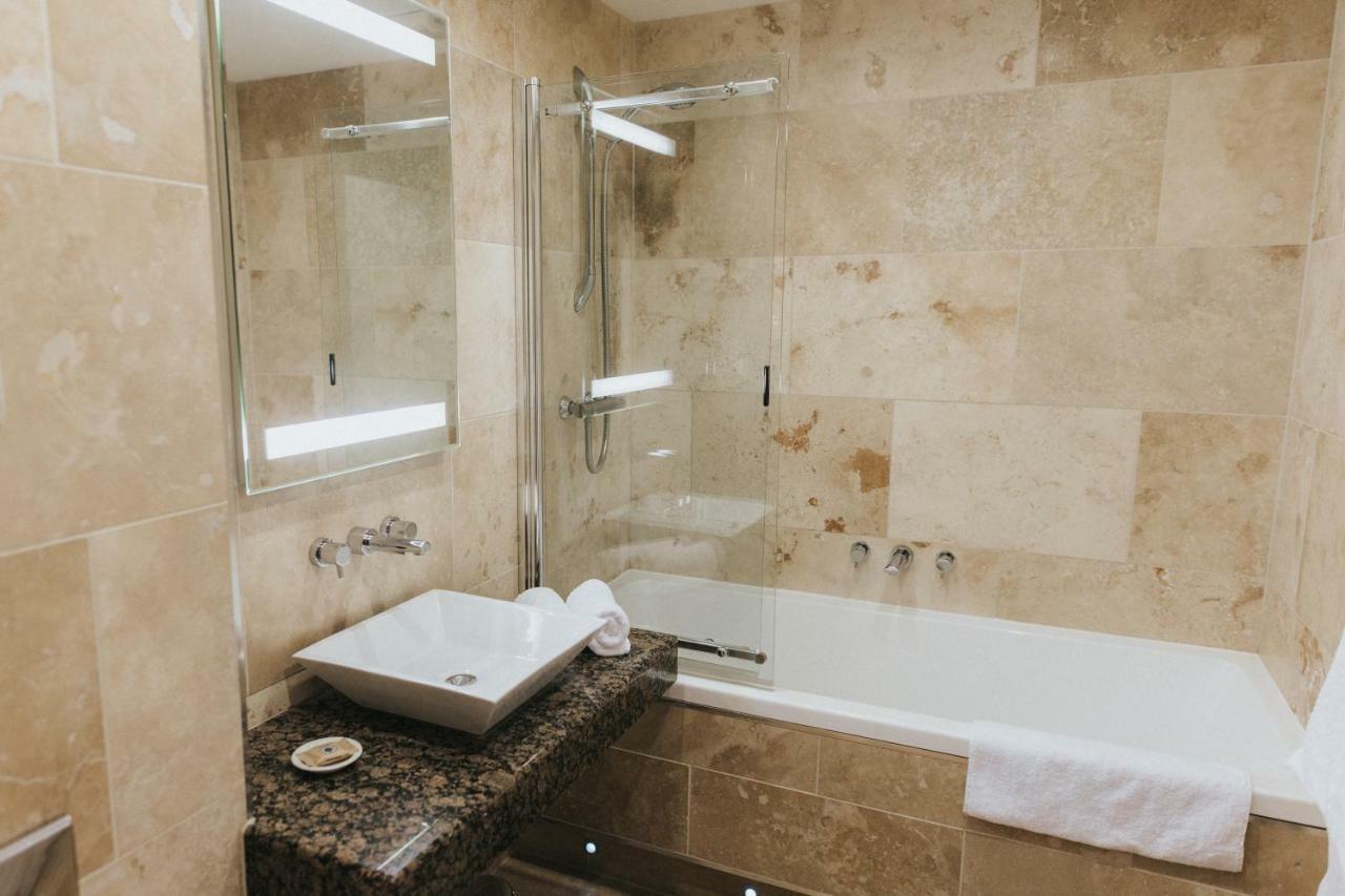 Hall Farm Hotel And Restaurant Ashby cum Fenby Экстерьер фото